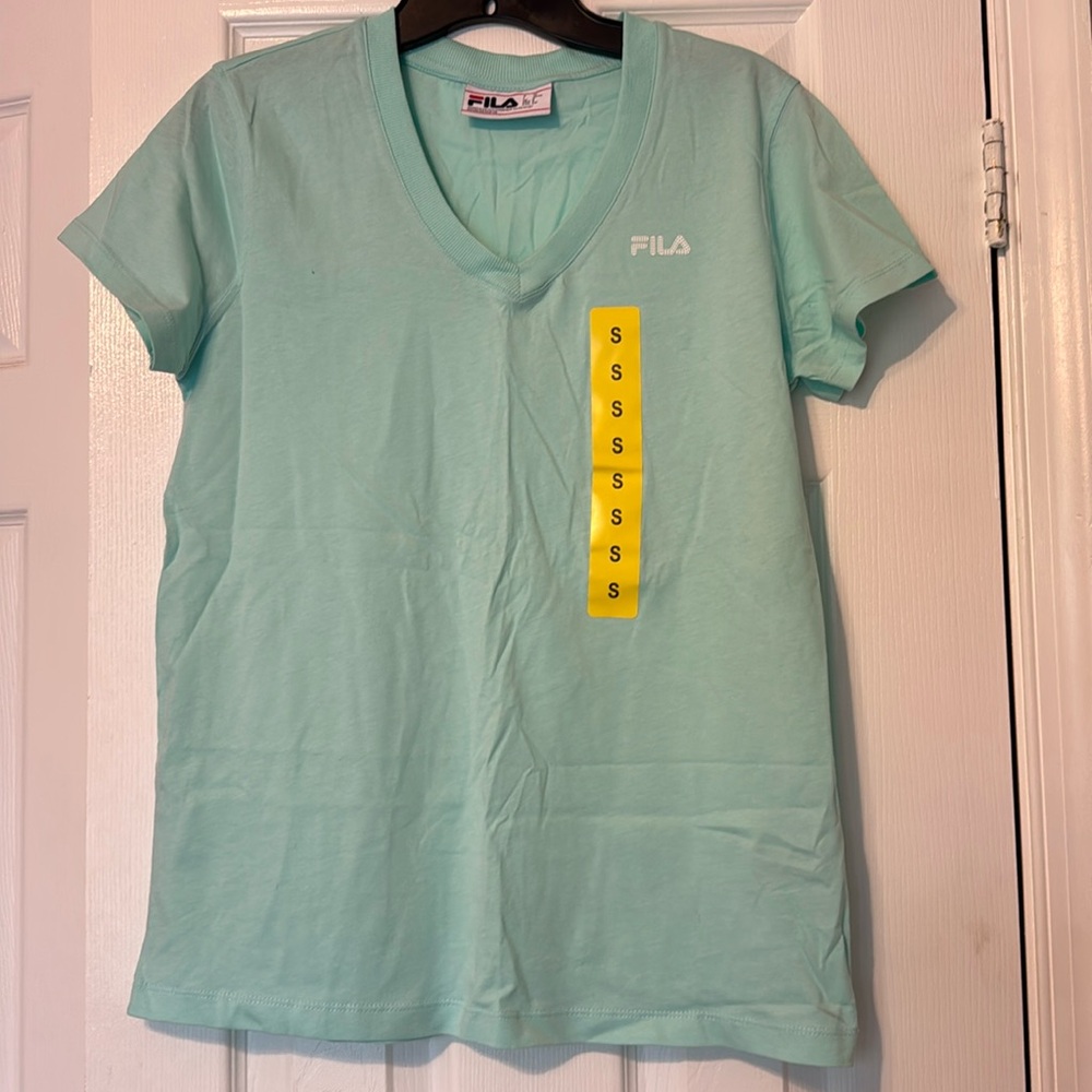 💖3/$15💖 Fila V Neck Teal Shirt